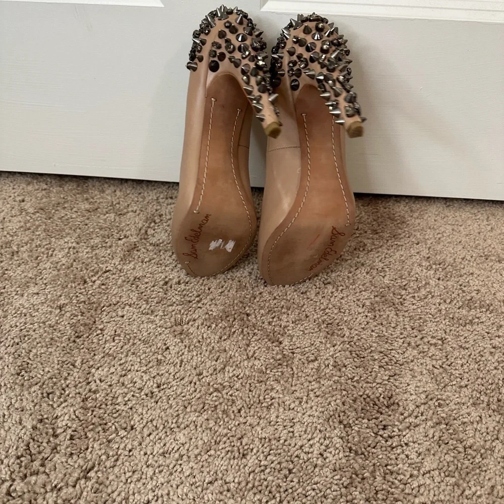 Sam Edelman Lorissa Spiked Pump Nude Leather size 10